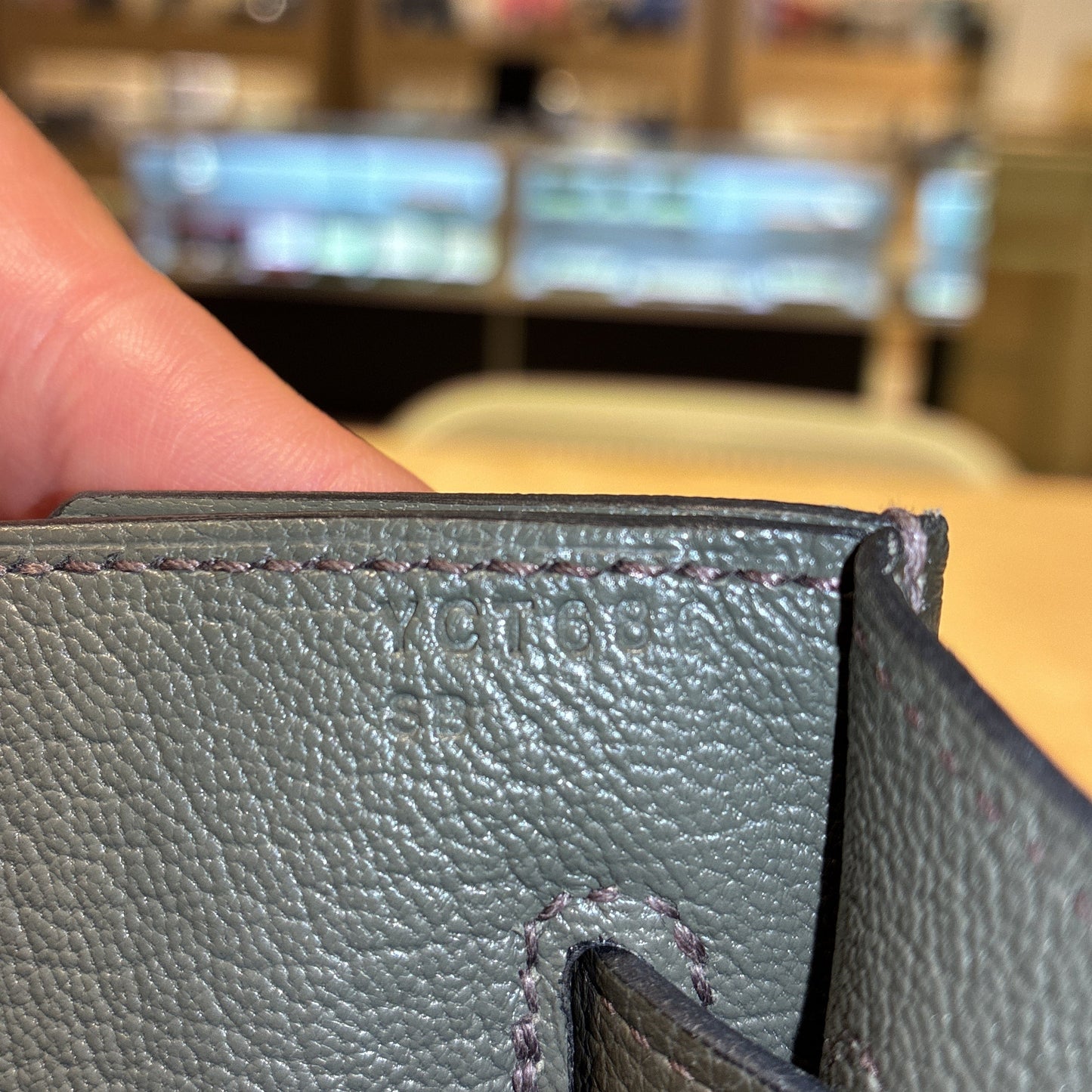 Kelly Depeches Pouch Togo 25