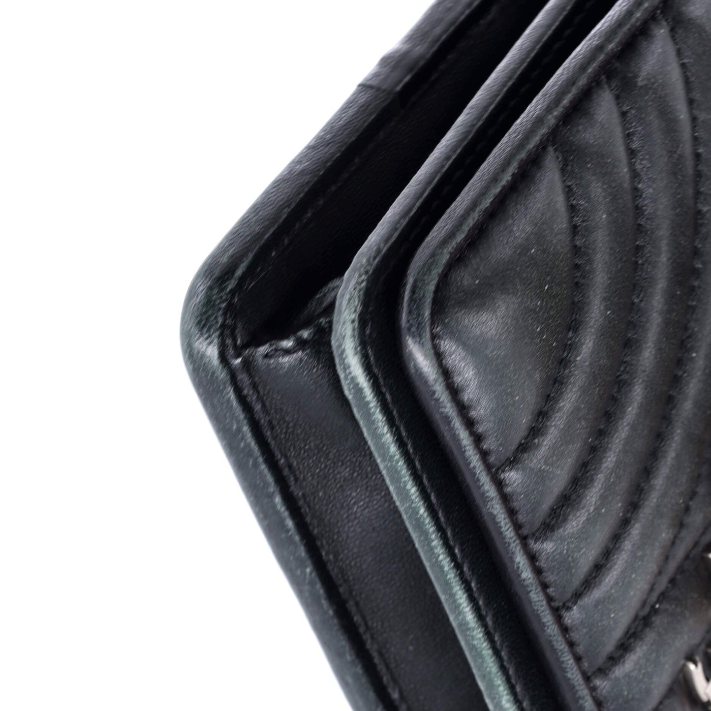 Wallet on Chain Diagramme Quilted Leather Small