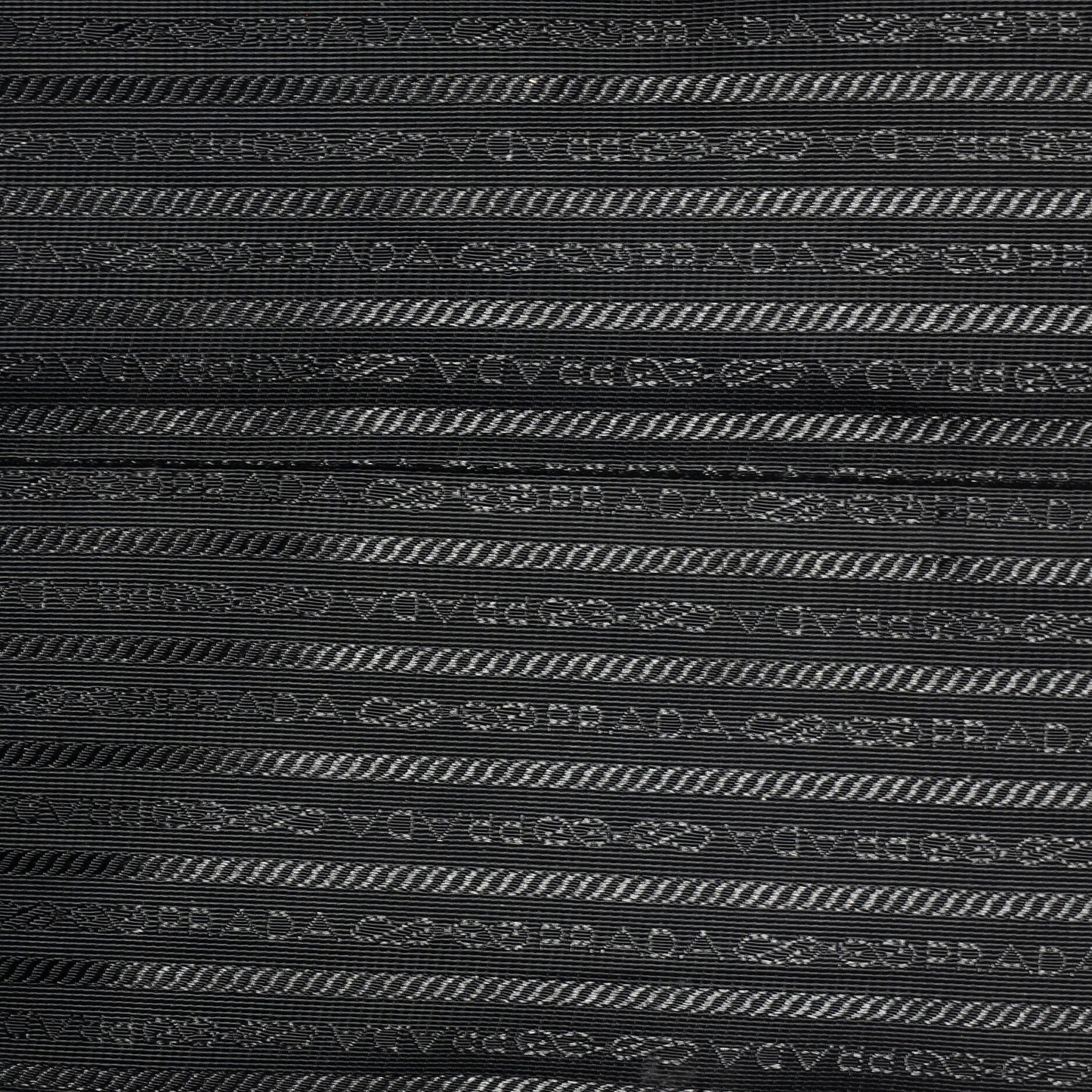 Symbole Shopper Tote Jacquard Horizontal