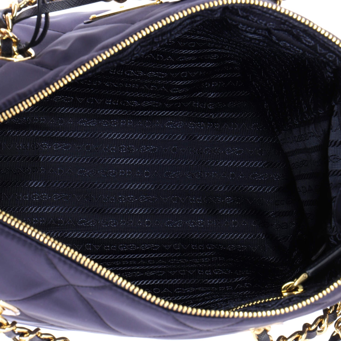 Re-Edition 1995 Chain Tote Quilted Re-Nylon Medium