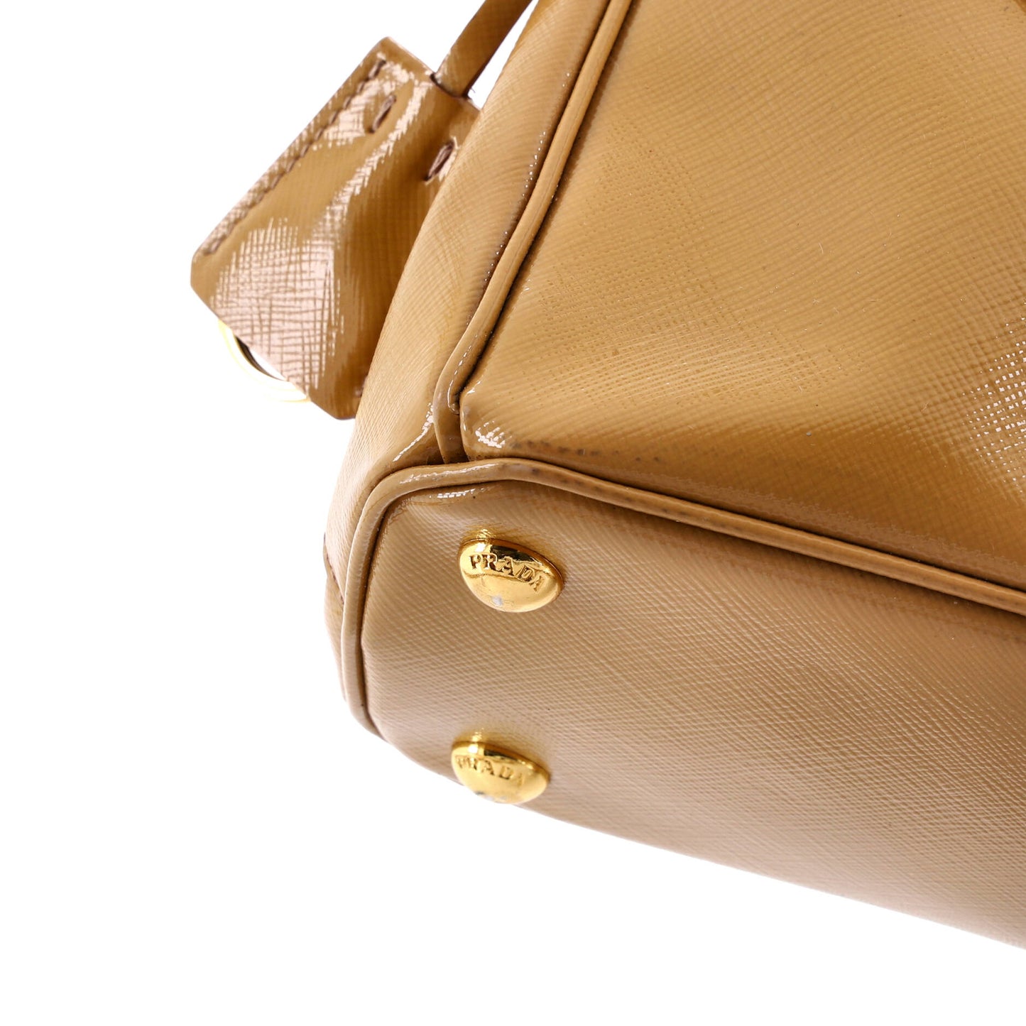 Double Zip Lux Tote Vernice Saffiano Leather Small