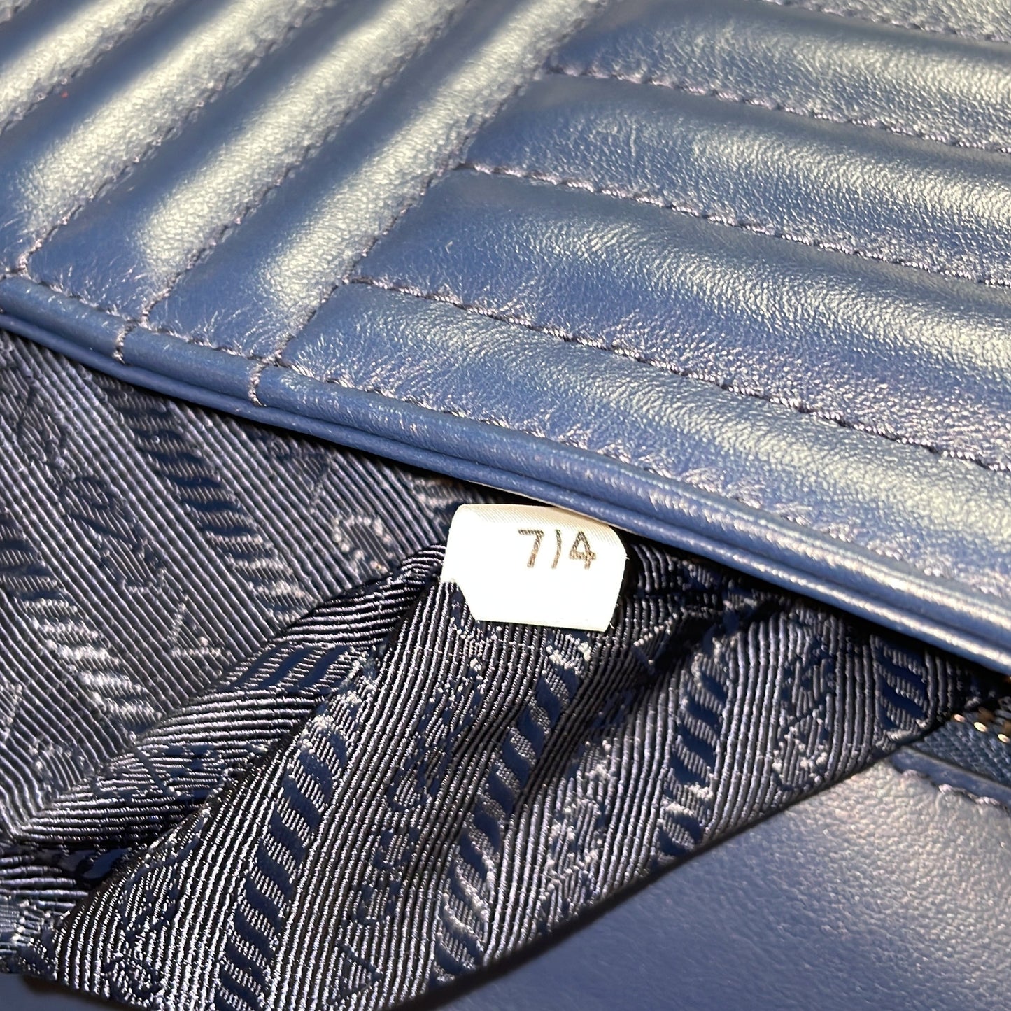 Chain Flap Shoulder Bag Diagramme Quilted Leather Large