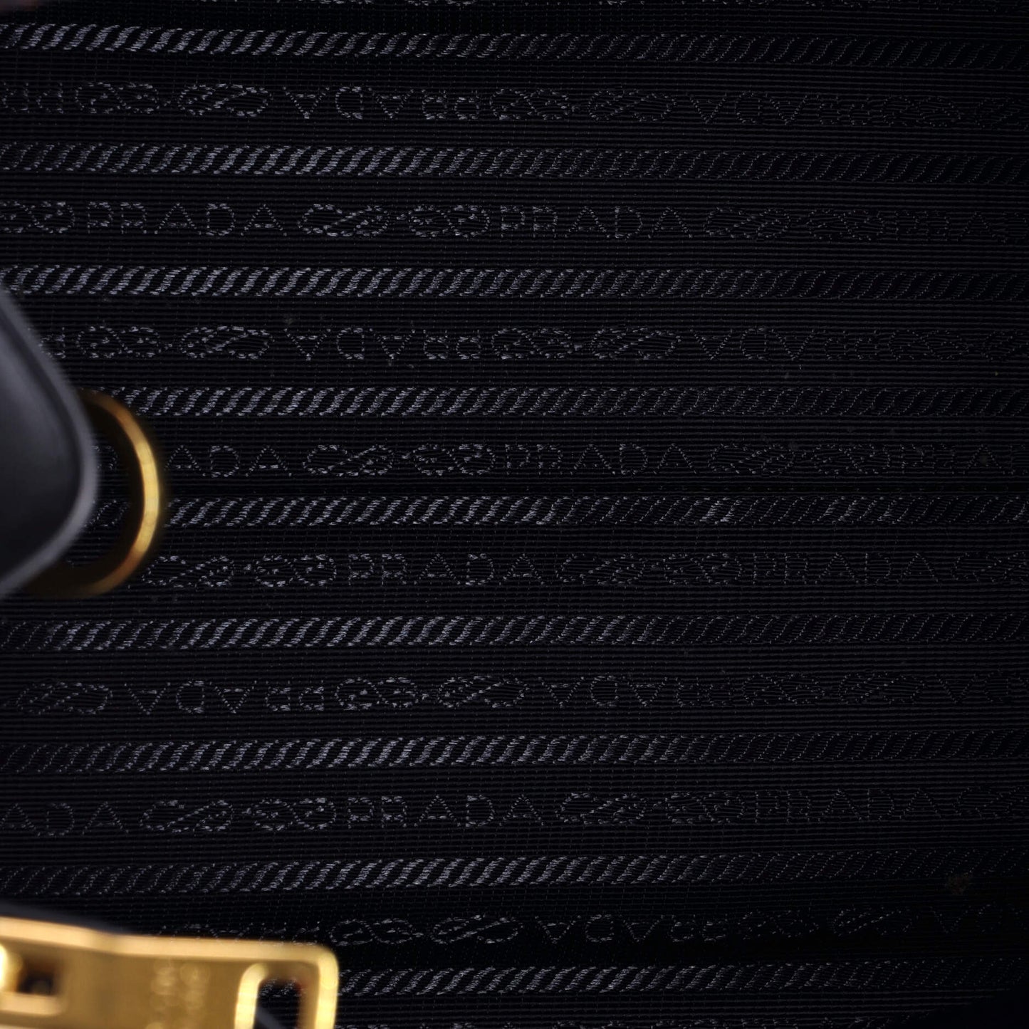 Paradigme Tote Saffiano Leather Medium