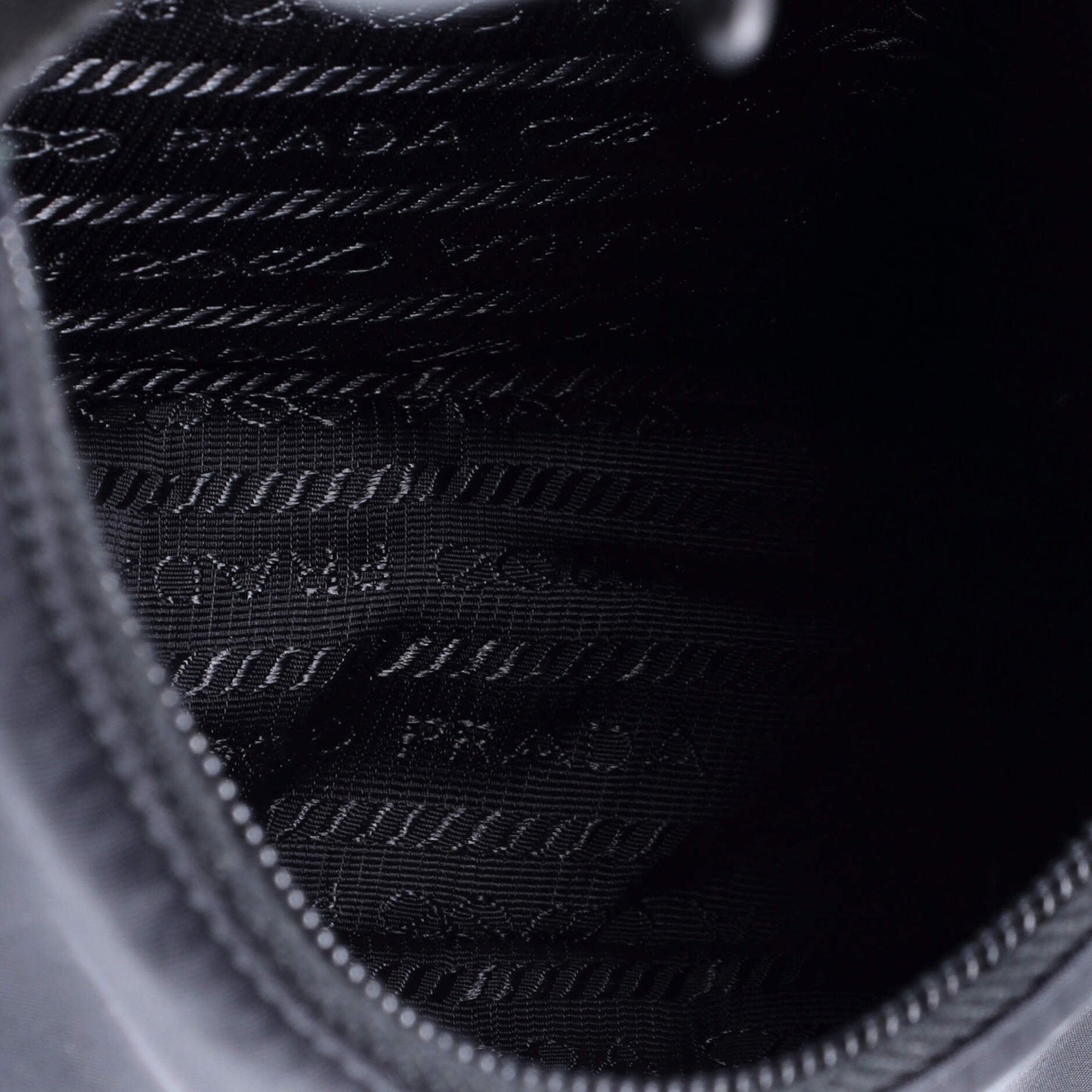 Re-Edition 2000 Hobo Tessuto Mini