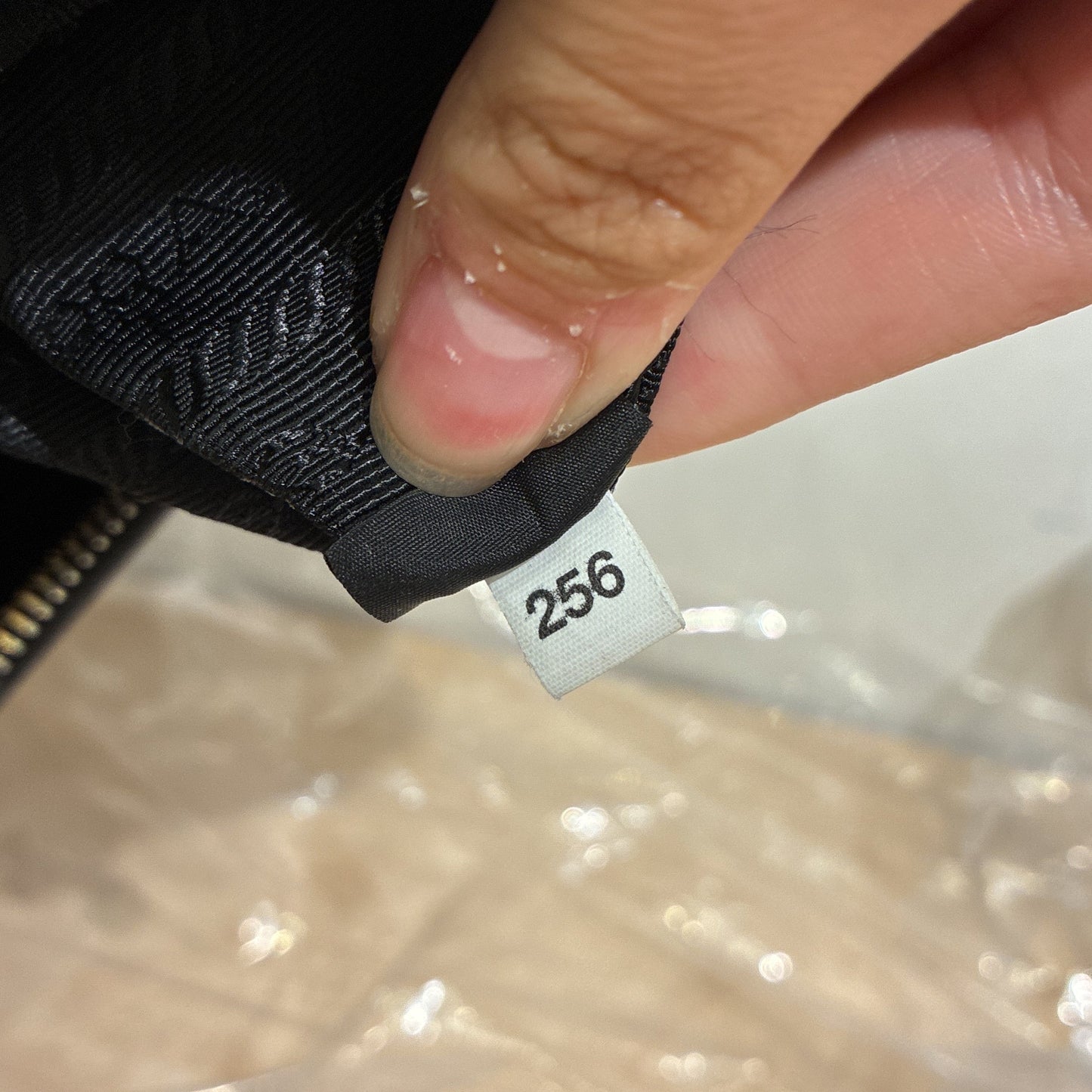 Re-Edition 2005 Shoulder Bag Saffiano Leather Small